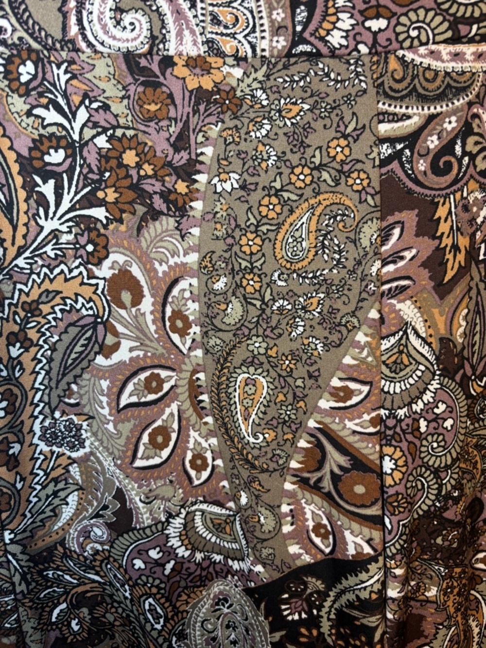 Women’s Wrangler Brown Paisley Wide-Leg Pants, size L - Picture 2 of 4